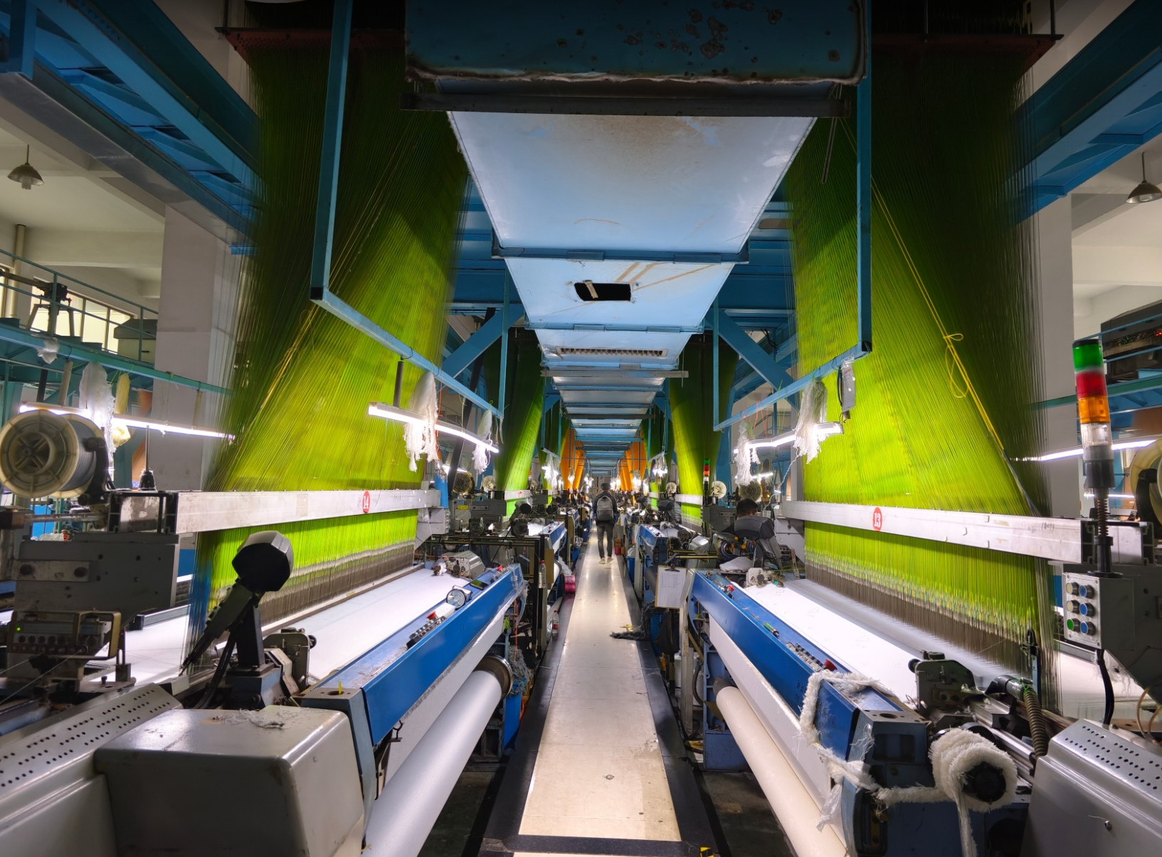 羽帆物联网数据采集系统落地萧山,赋能数十台剑杆大提花机数字化升级